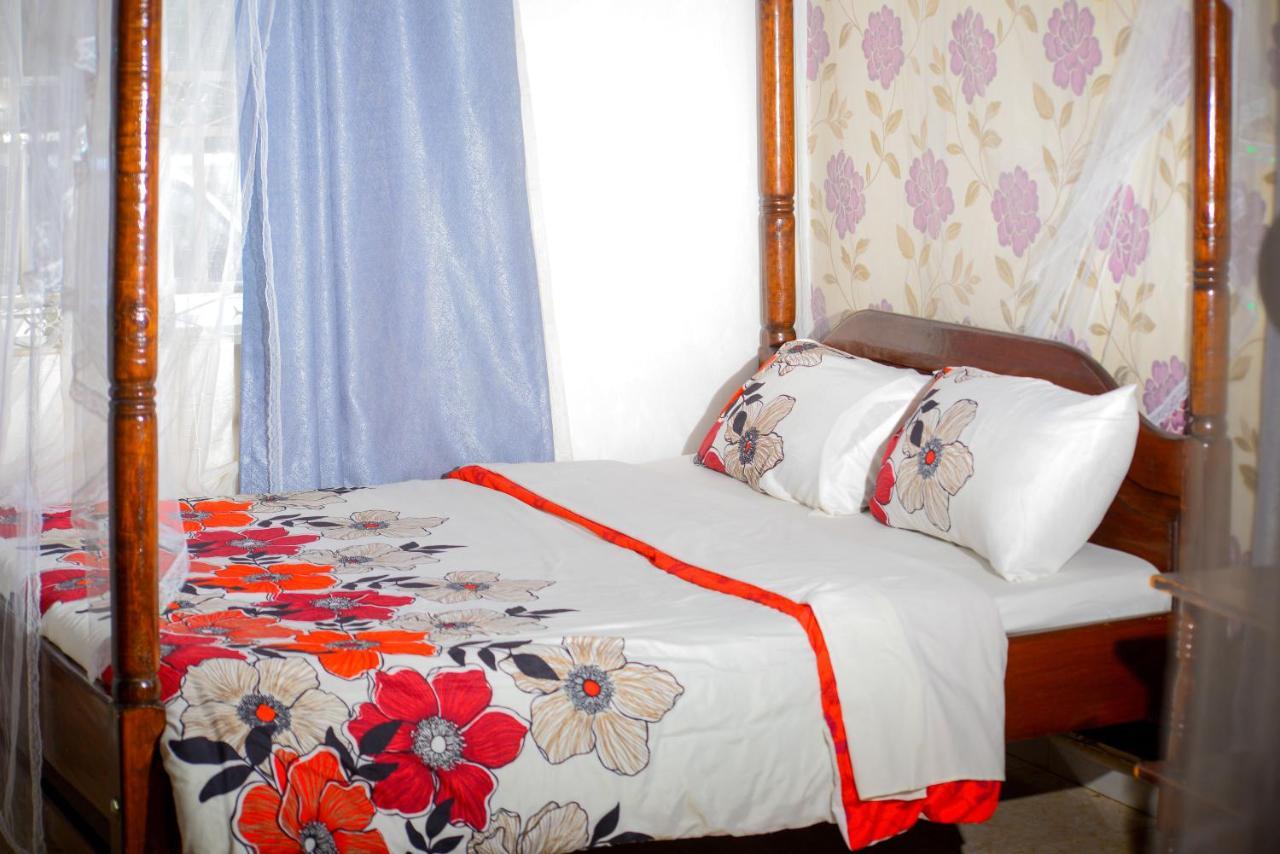Kigezi Gardens Inn Kabale Экстерьер фото