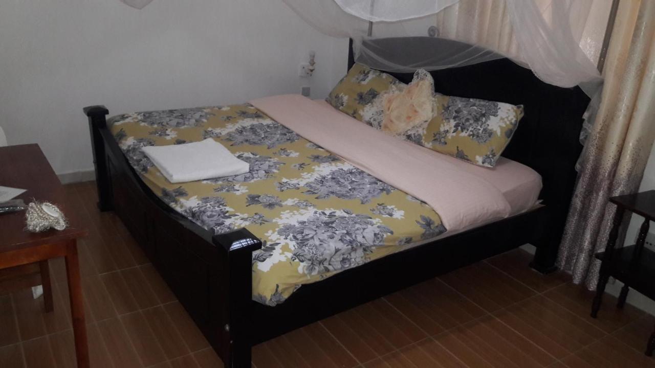 Kigezi Gardens Inn Kabale Экстерьер фото