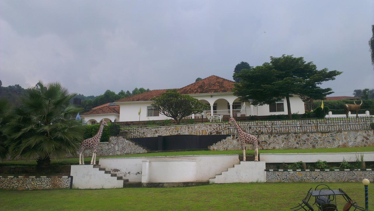 Kigezi Gardens Inn Kabale Экстерьер фото