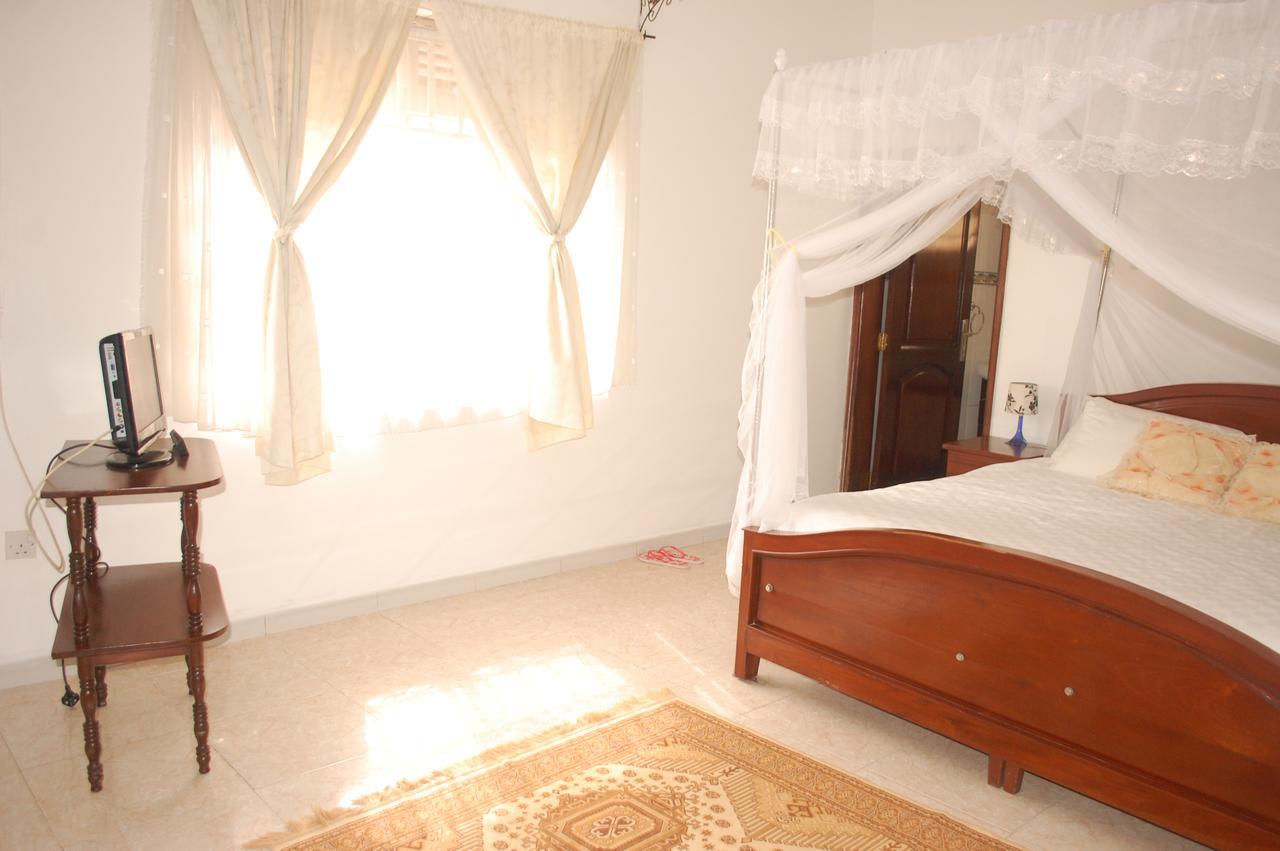 Kigezi Gardens Inn Kabale Экстерьер фото