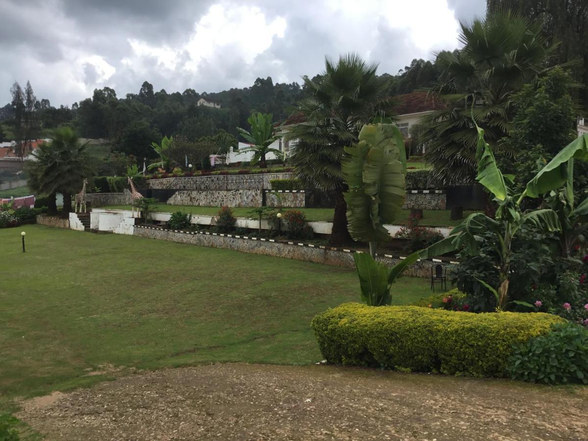 Kigezi Gardens Inn Kabale Экстерьер фото