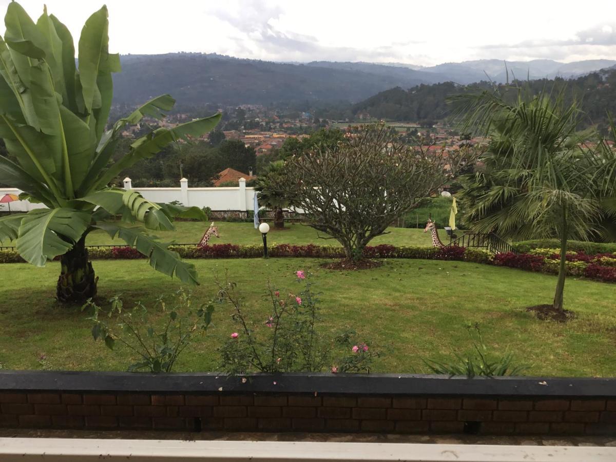 Kigezi Gardens Inn Kabale Экстерьер фото