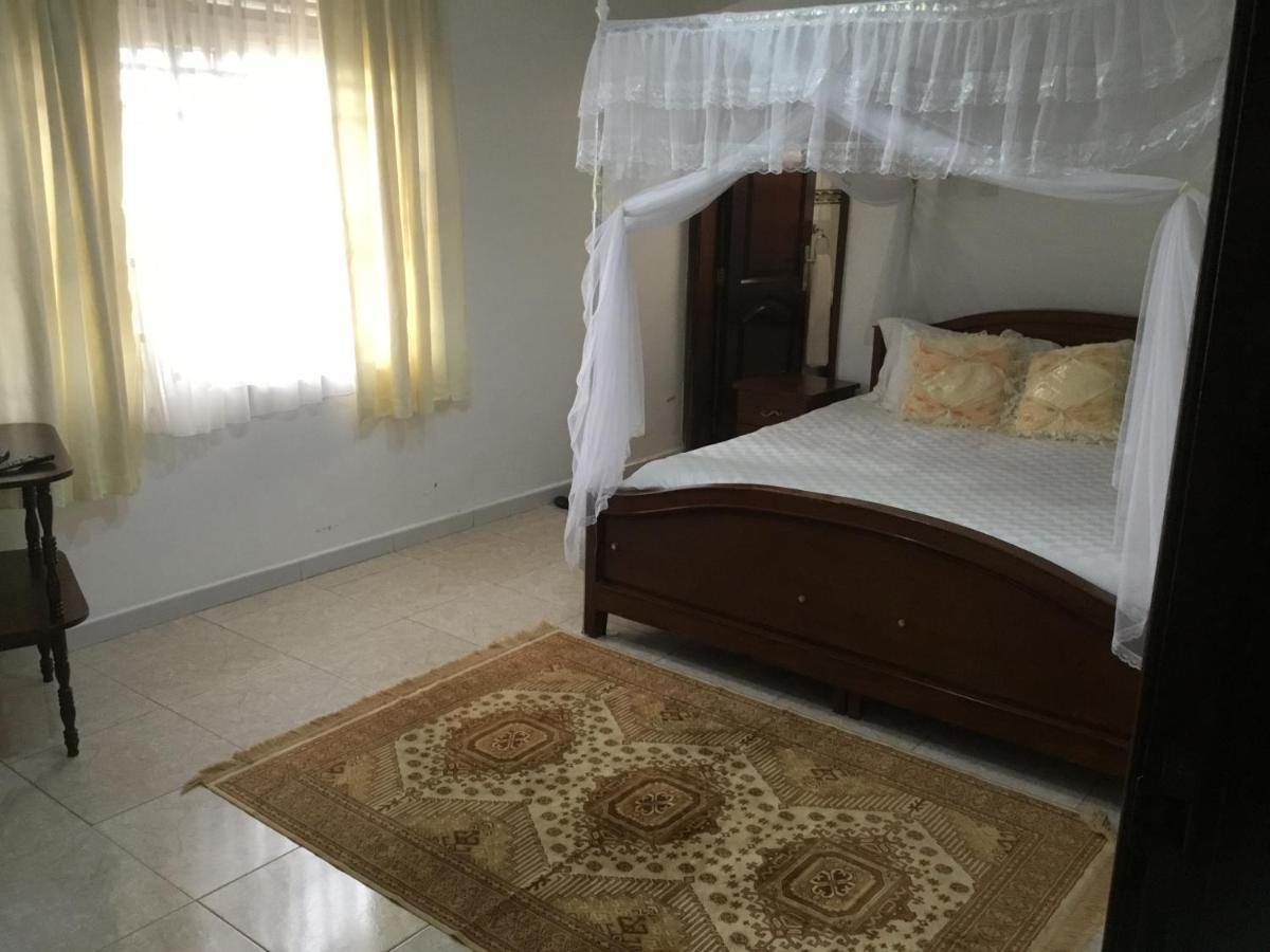 Kigezi Gardens Inn Kabale Экстерьер фото